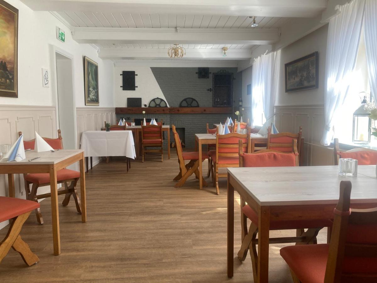 Hotel Die Friesenhalle Бредщед Екстериор снимка