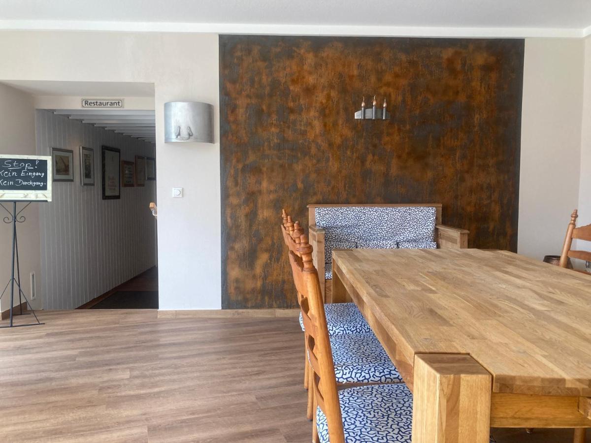 Hotel Die Friesenhalle Бредщед Екстериор снимка